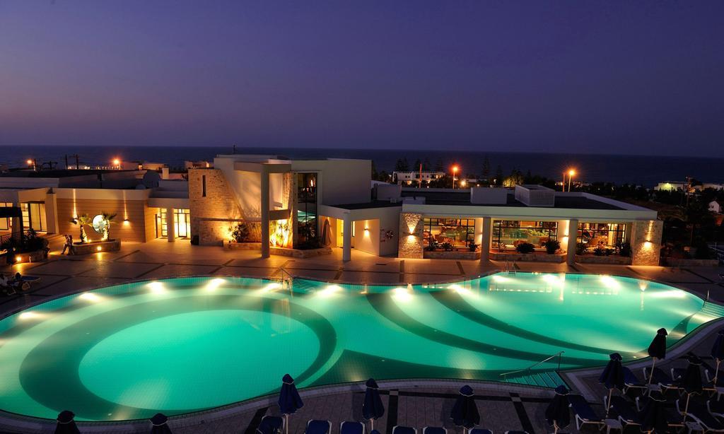 Grand Hotel Holiday Resort Hersonissos  Exterior photo